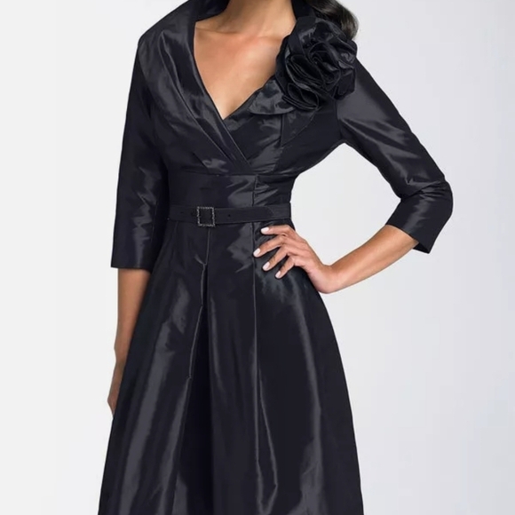 Rickie Freeman for Teri Jon Blue Cocktail Dress with 3/4 Sleeves and V-Neck - Picture 1 of 6